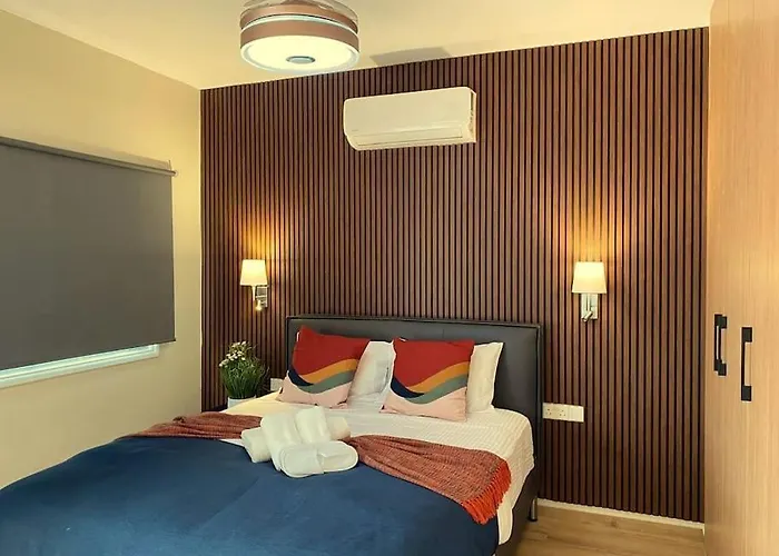 Beautiful One Bedroom 100 Meters From The Beach, Recently Renovated Limasol