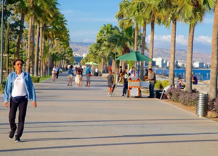 Beautiful One Bedroom 100 Meters From The Beach, Recently Renovated Limasol